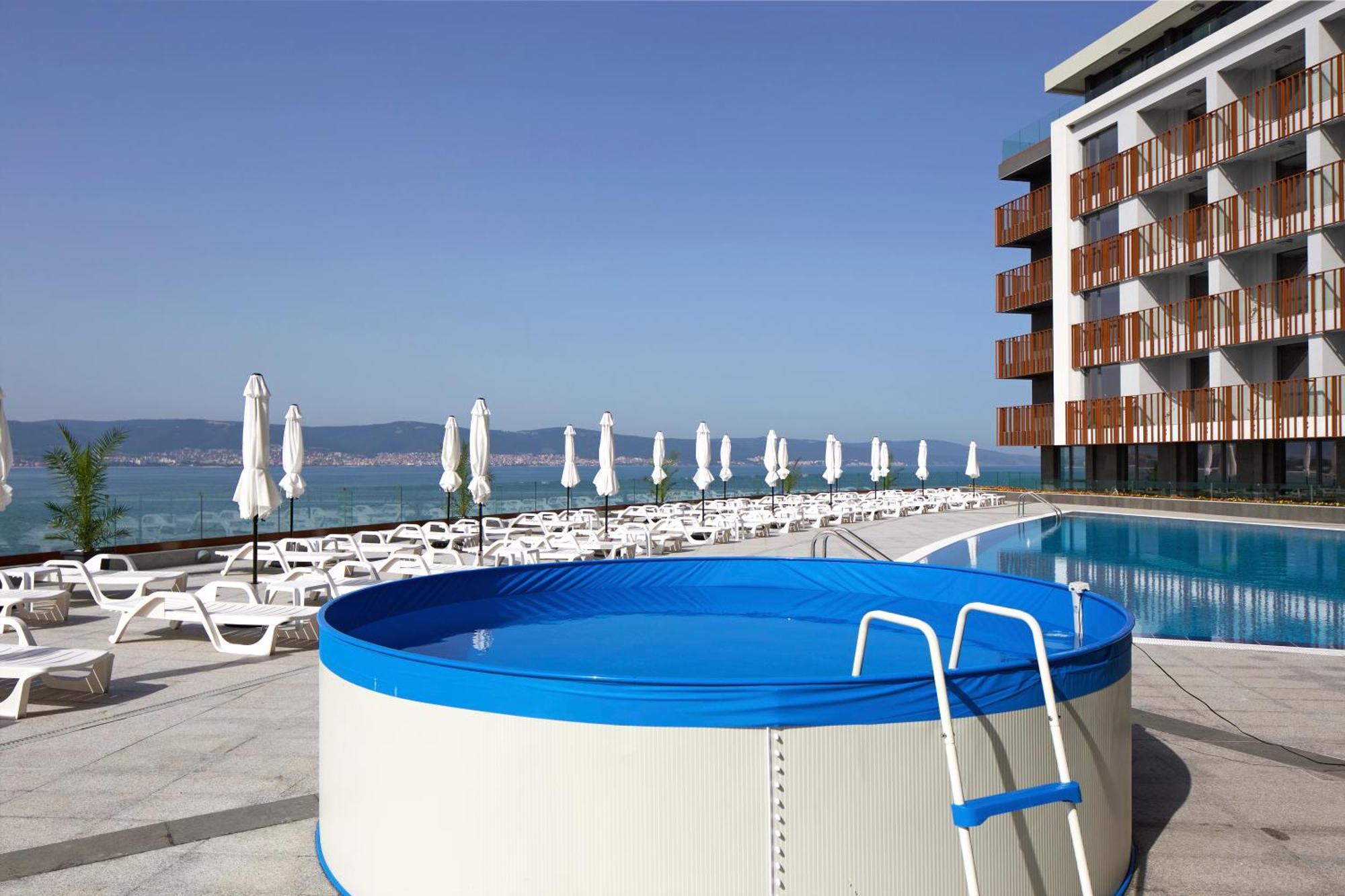 Sea View Apartment In Paradiso Nesebar Exteriör bild